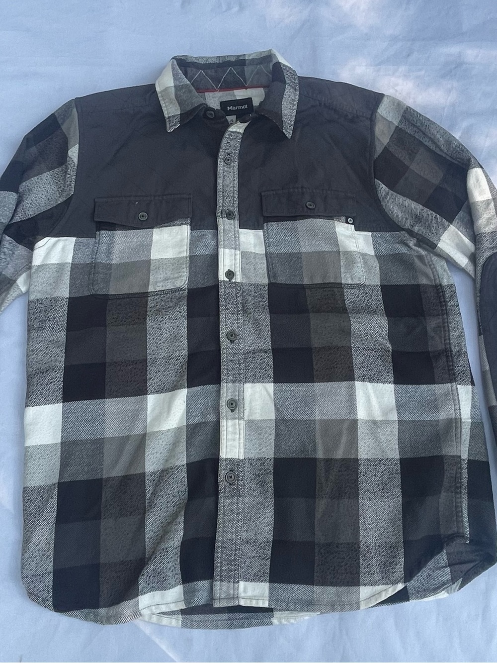 Marmot Men's Flannel Shirt Size L Gray Black Plaid Quilted Shoulder Button Front